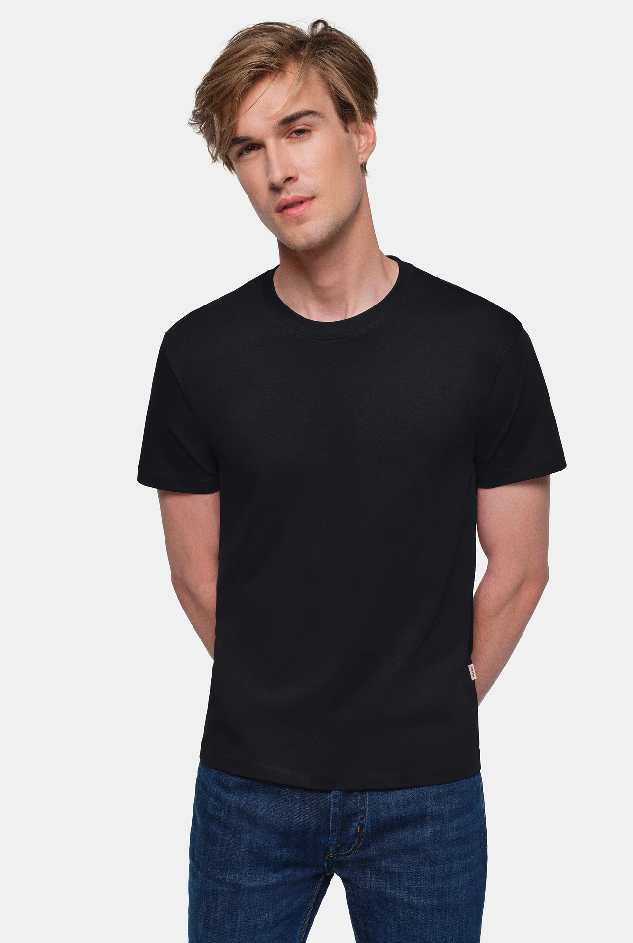 Herren-T-Shirt von Hakro ®️